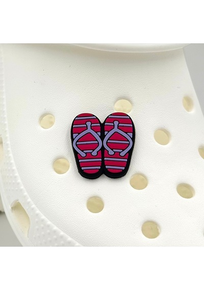 Crocs Terlik Süsü Ve Aksesuarı , Çanta Süsü Jibbitz Parmak Arası Terlik 07 Görsel Logo Aksesuar Lila-fuşya-siyah Crocs Terlik Süsü Ve Aksesuarı , Çanta Süsü Jibbitz Parmak Arası Terlik 07 Görsel Logo Aksesuar Lila-fuşya-siyah
