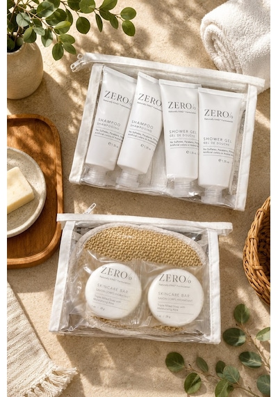 Zero% Şeffaf Çantalı 7'li Seyahat Bakım Seti Şampuan 40ml + Duş Jeli 40ml + Yüz Sabunu 28gr + Oval Kabak Lif