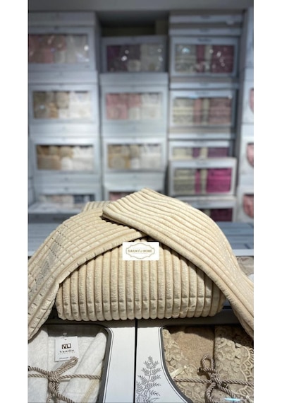 Saraylı Home Merinos Modern Line Yatak Örtüsü Krem