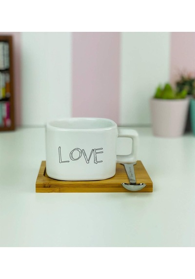 Love Tasarımlı Ahşap Standlı Kupa Beyaz - Çok Renkli