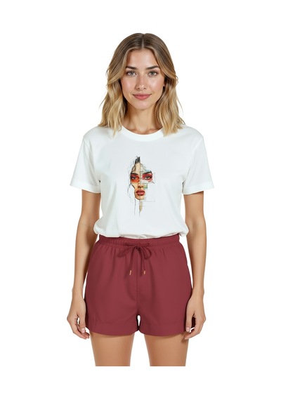 Kadın Beyaz Relaxed Fit %100 Pamuk Tişört Karakalem & Suluboya Beyaz