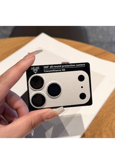 Apple Uyumlu iPhone 17 Pro Max - Safir Taşlı Lens Koruma Full Metal Kamera Koruması Tek Parça Beyaz