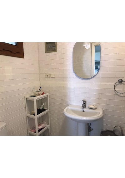 Beyaz Ekru Düz Tuğla Kendinden Yapışkanlı Esnek Silinebilir Duvar Paneli Kağıdı 1 Adet 70x38cm Nw63