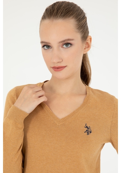 U.S. Polo Assn. Kadın Camel Melanj V Yaka Basic Kazak 50293542-VR122 U.S. Polo Assn. Kadın Camel Melanj V Yaka Basic Kazak 50293542-VR122