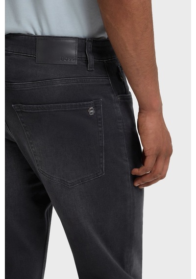 Boss Pamuklu Tapered Fit Düz Paça Jeans Erkek Kot Pantolon 50536502 008 Siyah
