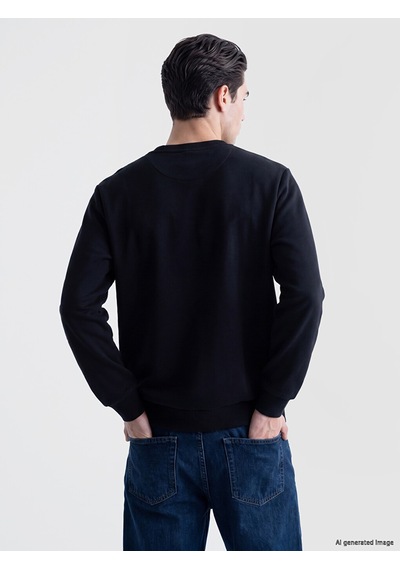 Lcwaıkıkı Classic Siyah Bisiklet Yaka Kabartma Baskılı Erkek Sweatshirt
