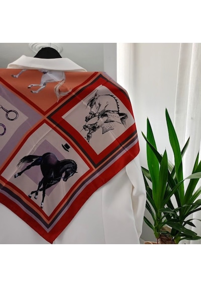 Lente Aksesuar Kadın Premium Desenli Boyun Çanta Ve Saç Fuları 70x70 Cm Kırmızı Atlı