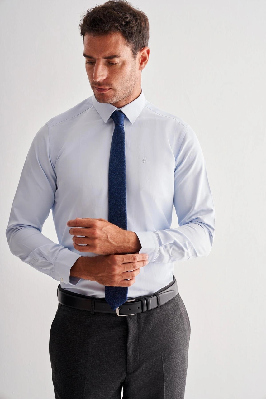 İmza Mavi Sert Yaka Uzun Kol Slim Fit Pamuklu Gömlek 1004255175 Mavi