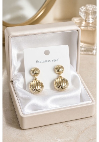 Çelik Gold Renk Vintage Model Kadın Küpe