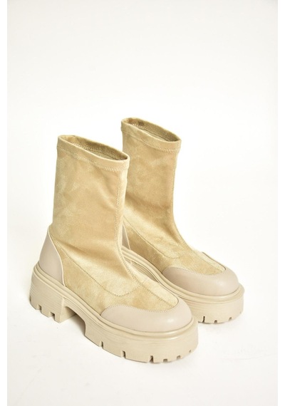 Fox Shoes T267093702 Bej Süet Kalın Tabanlı Kadın Bot Bej-süet Bej