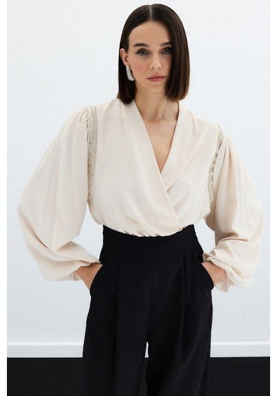 Sateen Aksesuar Detaylı Bodysuit Bluz - Bej