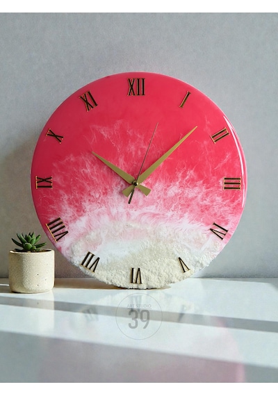 Pink Ocean Okyanus Duvar Saati 40 Cm Pembe & Beyaz Dalga Efektli Epoksi Saat Altın Rakamlı Lüks Tasarım, Sessiz Mekanizma Okyanus Pink Ocean Okyanus Duvar Saati 40 Cm Pembe & Beyaz Dalga Efektli Epoksi Saat Altın Rakamlı Lüks Tasarım, Sessiz Mekanizma Okyanus