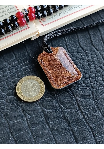 Küçük Dörtgen Cevşen Dualı Kolye Muska Hakiki Deri El Yapımı Xs P Çok renkli 43652598