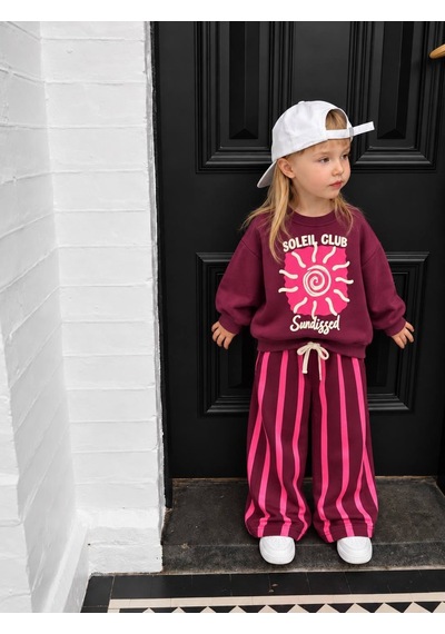 Soleil Club Baskılı Mürdüm Sweatshirt Çizgili Kız Çocuk Alt Üst Takım Süper Kalite 3ip Pembe Soleil Club Baskılı Mürdüm Sweatshirt Çizgili Kız Çocuk Alt Üst Takım Süper Kalite 3ip Pembe