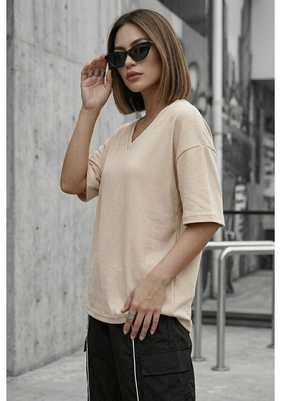 Zey Oversize V Yaka Basic Kadın Tişört - Düşük Omuzlu Salaş Kesim Taş Rengi