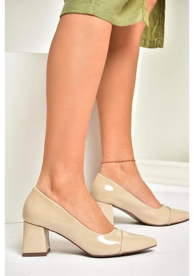 Fox Shoes U820620008 Bej Rugan Kalın Topuklu Kadın Ayakkabı Bej