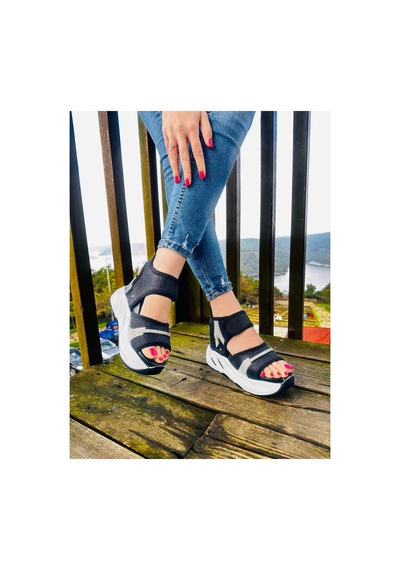 Lady Kadın Taşlı Dolgu Taban Spor Sandalet 9cm siyah