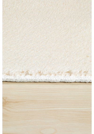 Valeryhome Vl Comfort Düz Saçaklı Peluş Düz Yolluk Ekru Ekru Düz Ponpon