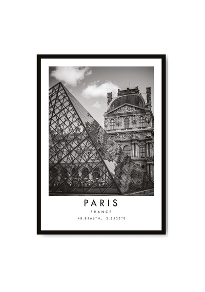 Paris Fotoğraf Baskısı: Louvre Piramidi Siyah Beyaz Seyahat Sanatı