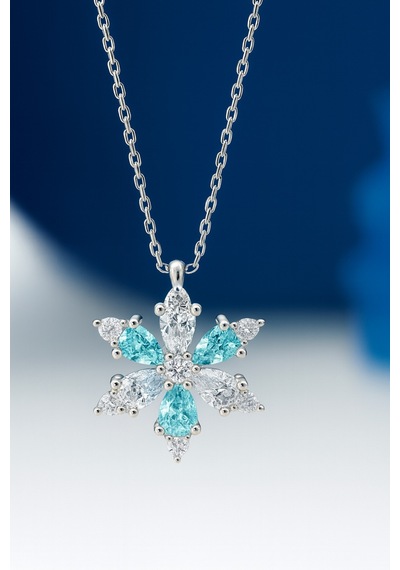 Çekirdekjewelry 925 Ayar Gümüş Renkli Taşlı Kamelya Çiçeği Kolye Gri