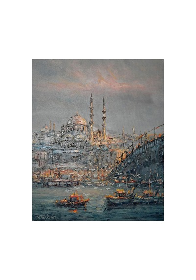 Köprü, Uçan Martılar Ve Aydınlatılmış Cami Silüeti