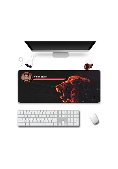Sonictouch Kişiye İsme Özel Aslan Figürlü Sarı Kırmızı Fotoğraflı Xxl Dikişsiz Gamer Klavye Mousepad Mousepad