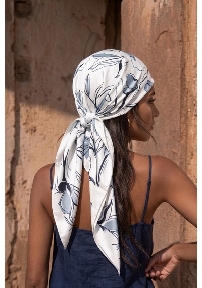 Trend Dokunuş Kadın 70-70 Saten Zambak Desenli Fular Bandana Mavi - Beyaz