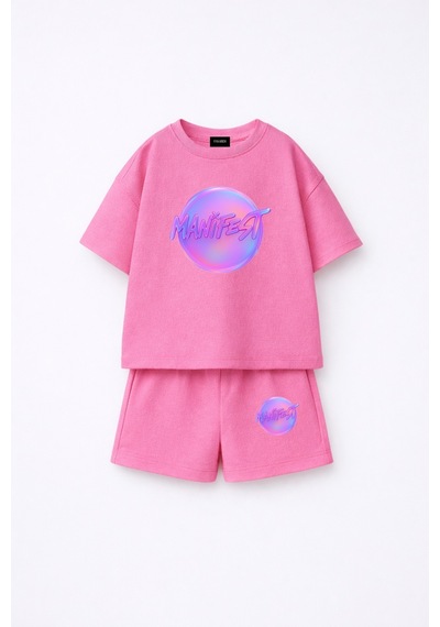 Fasardi Manifest Girls Logo Baskılı Oversize %100 Pamuk Tişört Şort 2li Çocuk Takım Pembe Fasardi Manifest Girls Logo Baskılı Oversize %100 Pamuk Tişört Şort 2li Çocuk Takım Pembe