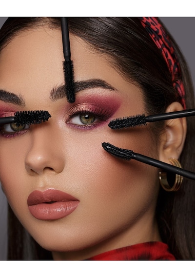 Cocosh She False Lash Effect Takma Kirpik Etkili Ultra Dolgunluk Veren Suya Dayanıklı Maskara, Maximum Hacim - Siyah Diğer