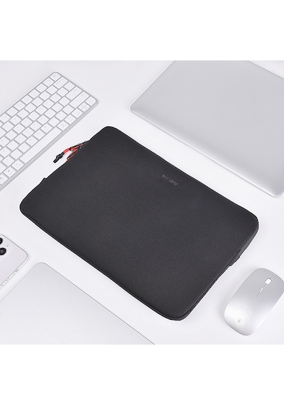 Wiwu Skin Armor Serisi Cordura 1000d Polyester Kumaş 14 İnç Laptop Çantası Siyah