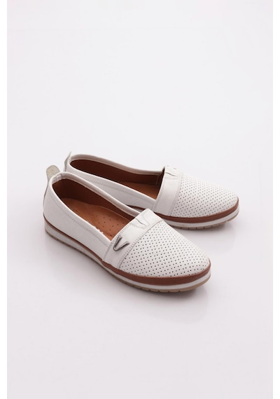 Dgn 805-d-22y Kadin Düz Yan V Toka Comfort Ayakkabi Whıte