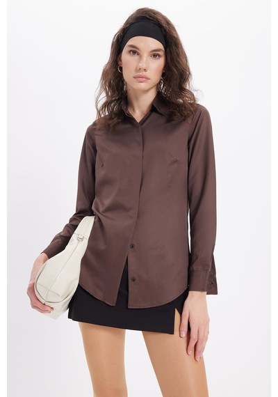Tudors Kadın Slim Fit Dar Kesim Vucüda Oturan Uzun Kollu Gizli Düğme Detaylı Kahverengi Basic Gömlek-41567