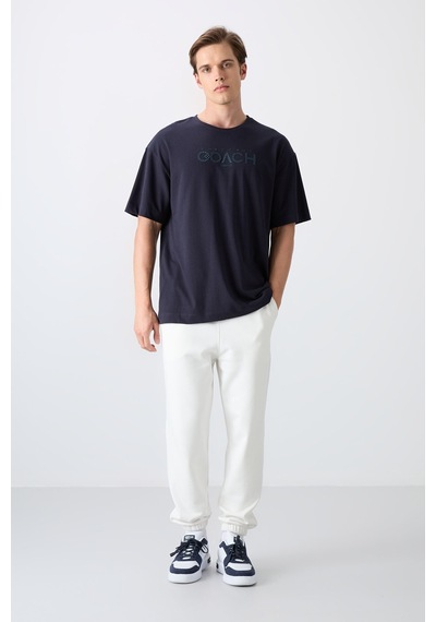 Tommy Life Lacivert Pamuklu Kalın Yumuşak Dokulu Oversize Fit Baskılı Erkek T-shirt - 88329 Lacivert Tommy Life Lacivert Pamuklu Kalın Yumuşak Dokulu Oversize Fit Baskılı Erkek T-shirt - 88329 Lacivert