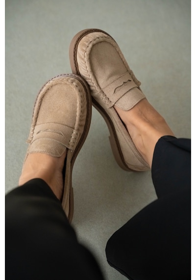 Selin Shoes Livo Kalın Ve Düz Taban Klasik Kadın Ayakkabı- Vizon Süet
