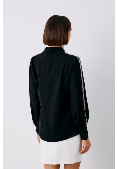 Sateen Omuz Aksesuarlı Bluz - Siyah-135233 Siyah Sateen Omuz Aksesuarlı Bluz - Siyah-135233 Siyah