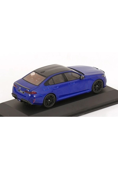 1:43 Solido 2024 Bmw M5 Sedan Marina Bay Blue