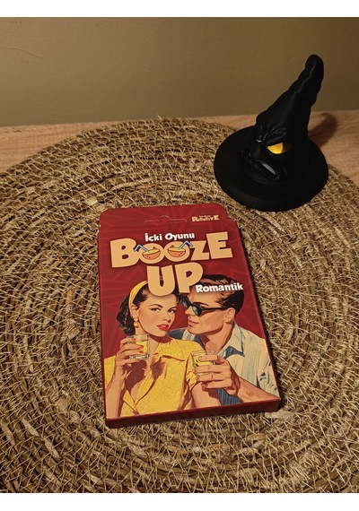 Booze Up İçki Oyunu Romantik - Kese Hediyeli 50 Kart Çiftler İçin Eğlenceli Kart Oyunu