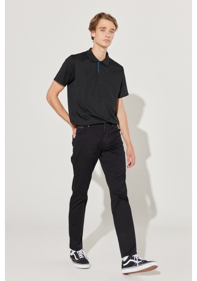Wrangler Texas Slim Fit Dar Kesim Normal Bel Siyah Esnek Pantolon W12SEA001 Siyah