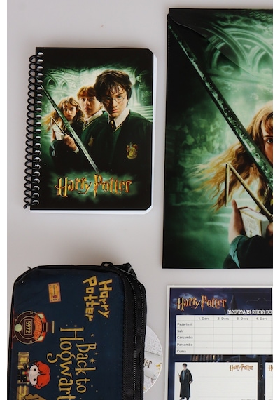 Lisanslı Harry Potter Kalem Çantası,bloknot, Çıtçıt Dosya Ve 24'lü Okul Etiketi Kırtasiye Seti "dekomus Cep Defteri Hediyeli" Ahşap