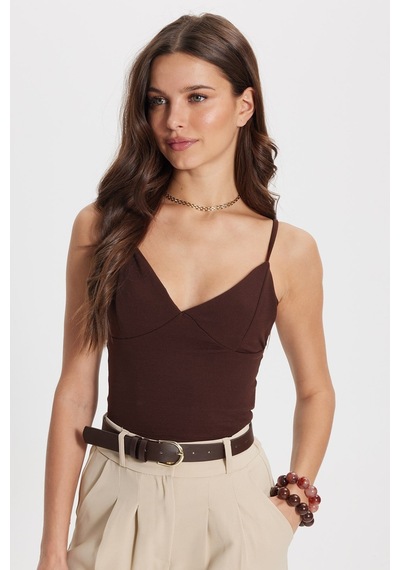 Tudors Kadın Slim Fit Dar Kesim V Yaka Askılı Kahverengi Bluz-50689