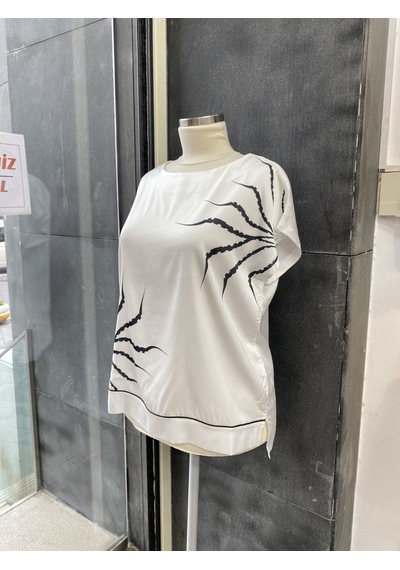 Pera Moda Büyük Beden Baskı Desenli Kısa Kollu Bluz Gömlek Siyah