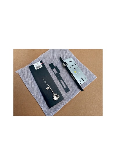 Özen Handles Mat Siyah İç Kapı Gömme Wc Banyo Kilit 40/90/23 Kare 40 Mm 1 Adet