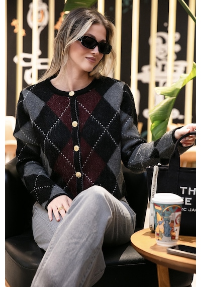 Lela Regular Fit Bisiklet Yaka Baklava Desenli Düğmeli Crop Bayan Hırka 4615570 Siyah