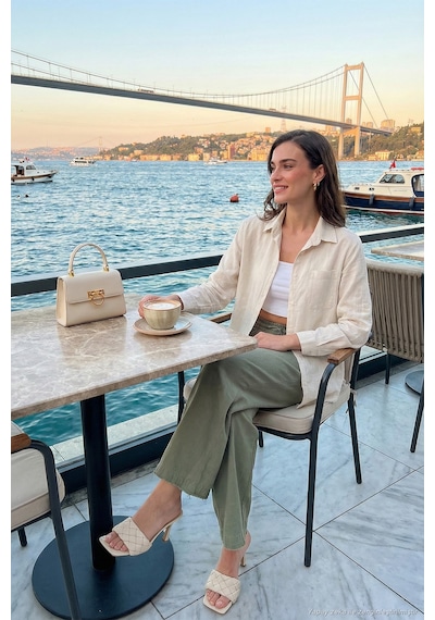 Lela Pamuklu Regular Fit Cepli Bayan Gömlek Cf25S16992 Ekru