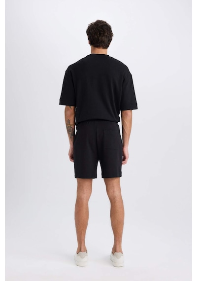 DeFacto Regular Fit Düz Paça Şort D9769AX25SMBK81