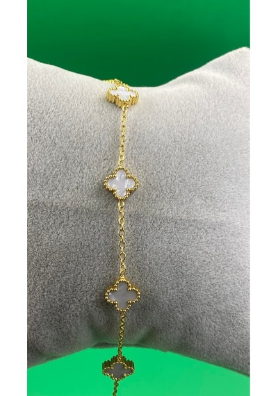 Gold Renk Yonca Desenli Minimal Çelik Bileklik Beyaz