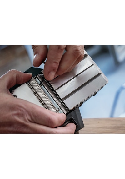 Bosch Pro Planya Bıçağı, 82 X 5,5 X 1,1 Mm - 2608635903