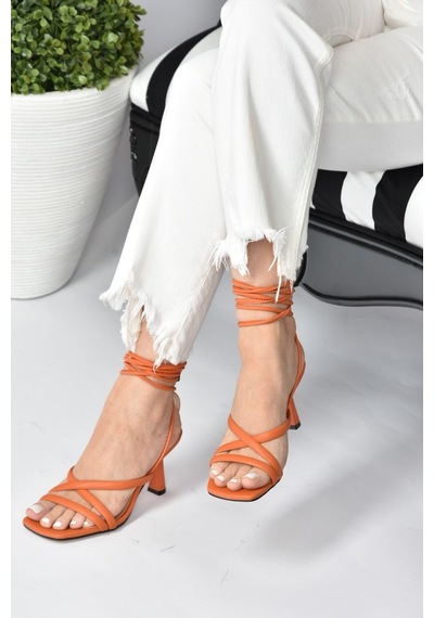 Fox Shoes Turuncu Bilek Bağlamalı Kadın Topuklu Ayakkabı K4040702