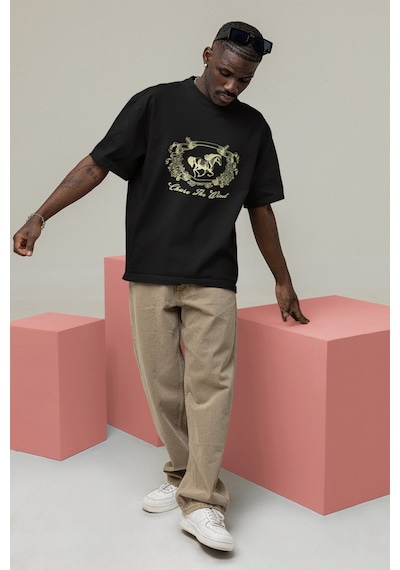 Noıssey Chase The Wind- Oversize Baskılı Pamuklu Bisiklet Yaka Kısa Kollu T-shirt Siyah