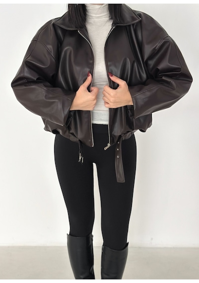 Karabulut İçi Peluş Detaylı Kemerli Deri Ceket Kahverengi233434223 Kahverengi233434223 Karabulut İçi Peluş Detaylı Kemerli Deri Ceket Kahverengi233434223 Kahverengi233434223